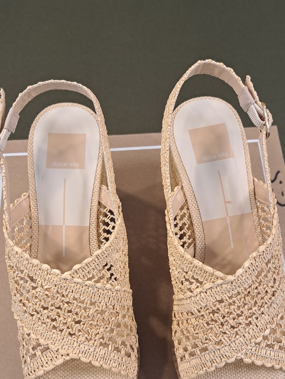 Dolce Vita Dexler Wedges LT Natural Woven Raffia - Color: Tan - Size: 8 - Picture 4 of 10